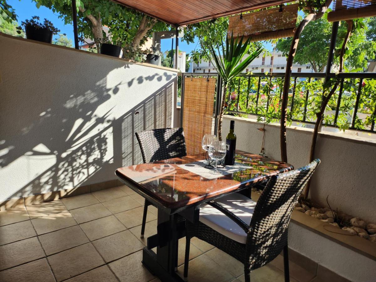 Apartmani Dijana Podgora Εξωτερικό φωτογραφία
